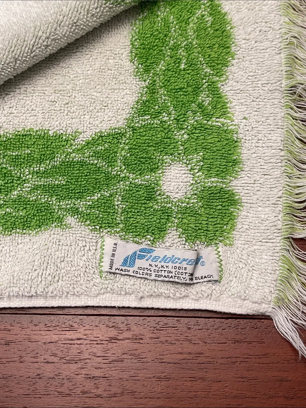 Fieldcrest Green and White Vintage Bath Towel